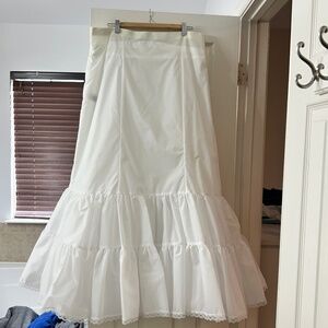 David’s Bridal 2-tier Fit & Flare crinoline slip (18W)